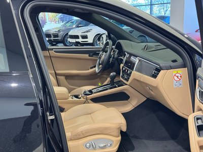 PORSCHE MACAN - 7