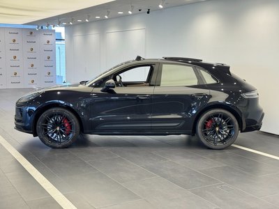 PORSCHE MACAN - 3