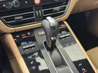2022 Porsche MACAN 缩略图 16