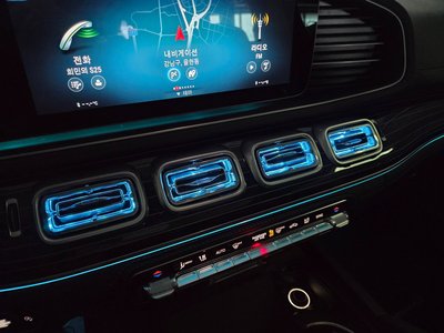 MERCEDES-BENZ GLS - 9