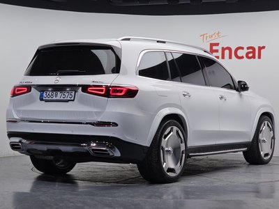 MERCEDES-BENZ GLS - 4