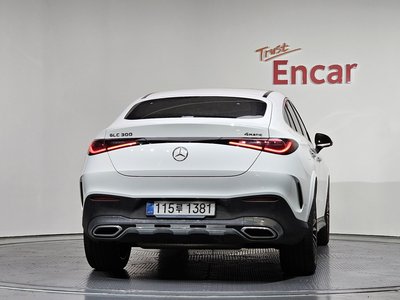 MERCEDES-BENZ GLC - 4