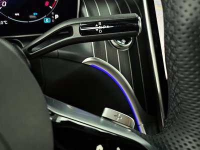 MERCEDES-BENZ GLC - 9