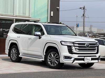 TOYOTA LAND CRUISER 300 - 6