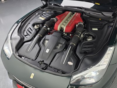 2019 Ferrari GTC4 LUSSO photo 7