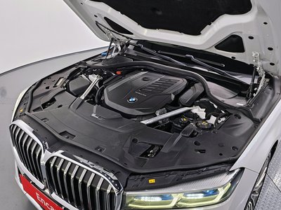 BMW 7 SERIES - 7