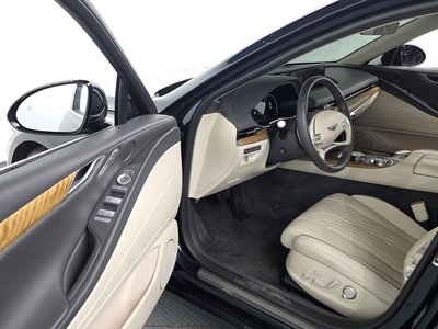 GENESIS G80 (RG3) - 10