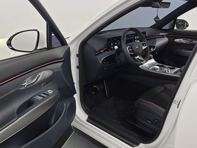 صورة مصغرة 13 لـ 2024 Genesis GV70