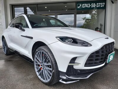 ASTON MARTIN DBX - 2