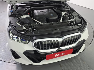 BMW 5 SERIES - 7