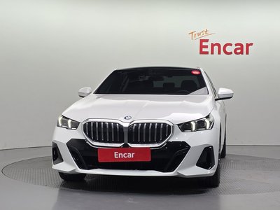 BMW 5 SERIES - 2