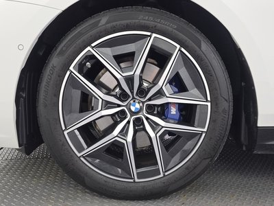 BMW 5 SERIES - 6