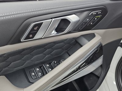 2025 BMW X6 M — миниатюра 27