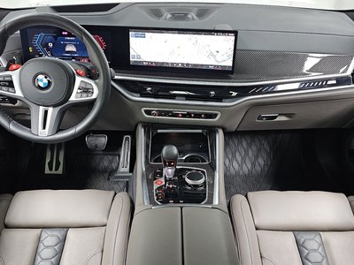 صورة 5 لـ 2025 BMW X6 M