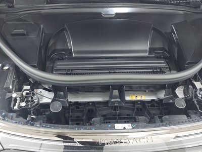 MERCEDES-BENZ EQS - 7