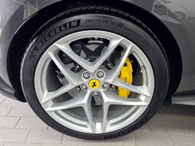 FERRARI ROMA - 6