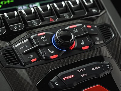2018 Lamborghini AVENTADOR 缩略图 24