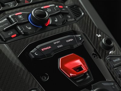 2018 Lamborghini AVENTADOR 缩略图 23