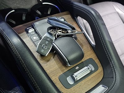 MERCEDES-BENZ GLE - 9