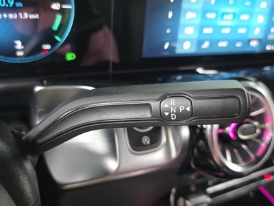 MERCEDES-BENZ GLB - 9