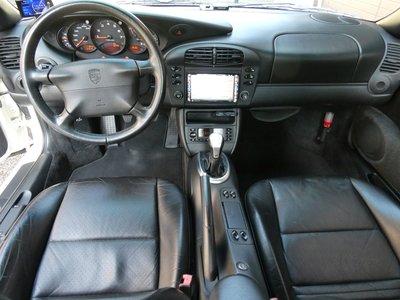 2000 Porsche 911 — миниатюра 25