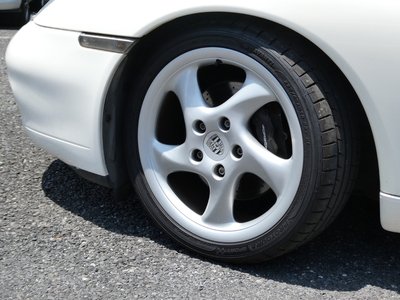 2000 Porsche 911 — миниатюра 23