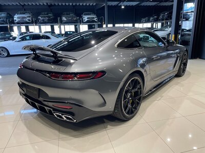 MERCEDES-BENZ GT AMG - 5