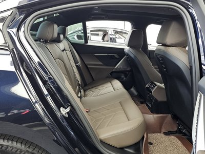 2024 BMW 5 SERIES 缩略图 18
