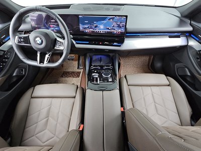 BMW 5 SERIES - 5
