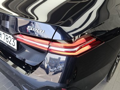 BMW 5 SERIES - 10