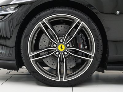 FERRARI ROMA SPIDER - 9