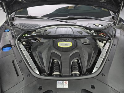 صورة 7 لـ 2019 Porsche PANAMERA