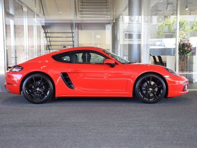 2023 Porsche 718 照片 2