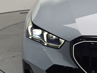 2025 BMW 5 SERIES 照片 9