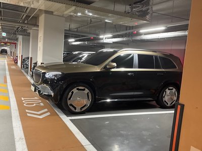 MERCEDES-BENZ GLS - 1