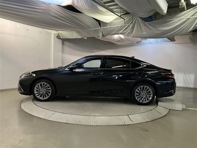 صورة 4 لـ 2025 Lexus ES