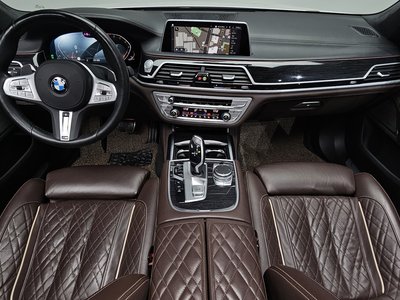 BMW 7 SERIES - 5