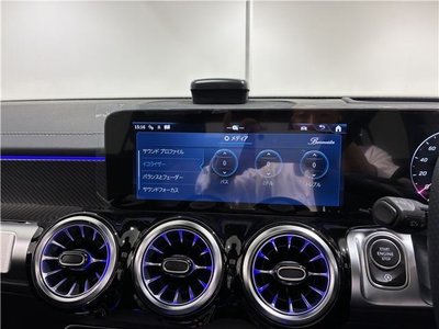 2026 Mercedes-BENZ GLB thumbnail 11
