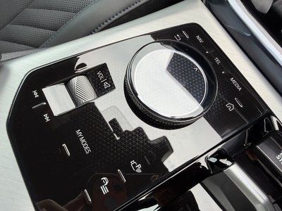 2025 BMW X3 thumbnail 42