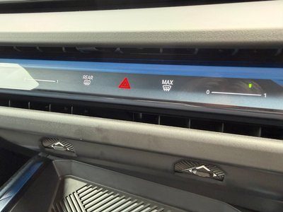 2025 BMW X3 thumbnail 39