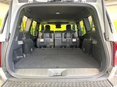 2025 Toyota LAND CRUISER 250 — миниатюра 49