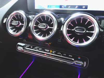 2021 Mercedes-BENZ GLA AMG 缩略图 18