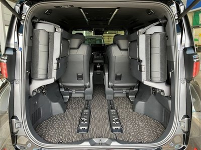 2025 TOYOTA ALPHARD 缩略图 21