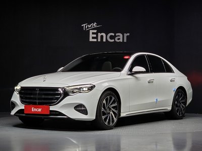 MERCEDES-BENZ E-CLASS - 1