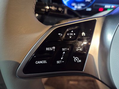 MERCEDES-BENZ EQE - 4