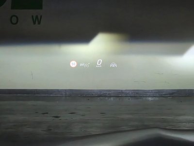 MERCEDES-BENZ EQE - 10