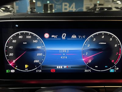 MERCEDES-BENZ GLE - 9