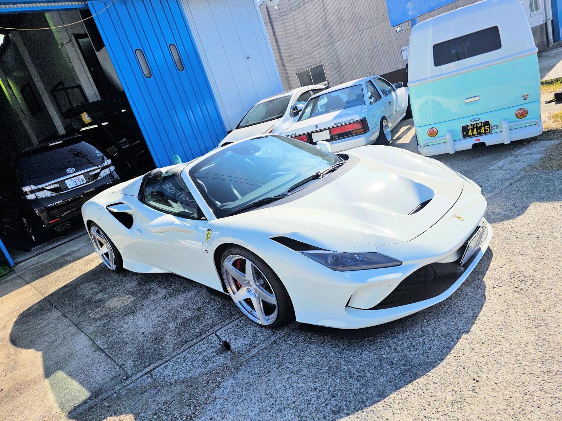 FERRARI F8 SPIDER - View 1