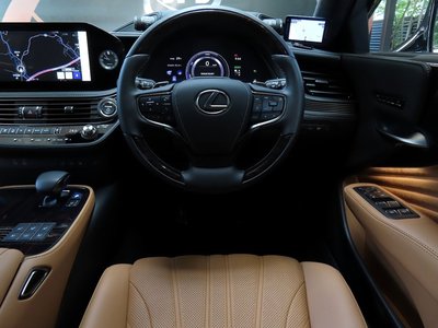 2023 Lexus LS — миниатюра 54