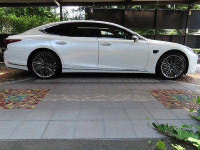 2023 Lexus LS — фото 4
